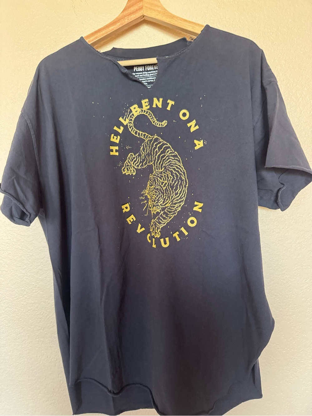 ALL TEES for $35 Penny Forevee - Picture 8 of 11